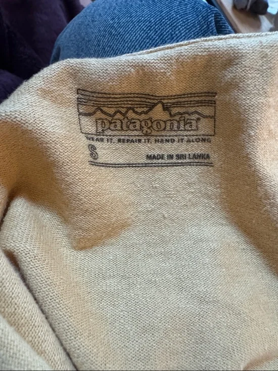 Women's Long-Sleeved Work Pocket T-Shirt - Picture 4 of 5